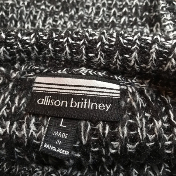 Heather Knit Tunic Dress - Picture 9 of 10